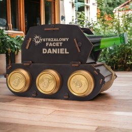 Czołg na piwo drewniany z grawerem