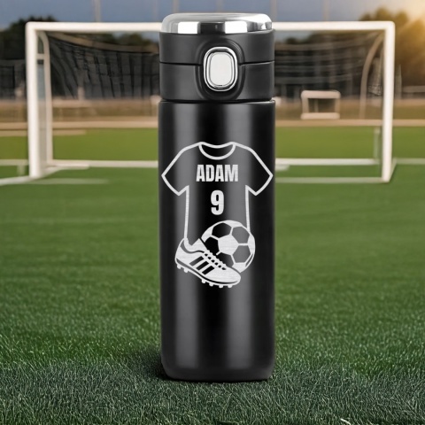 Kubek termiczny z wyświetlaczem - prezent dla piłkarza