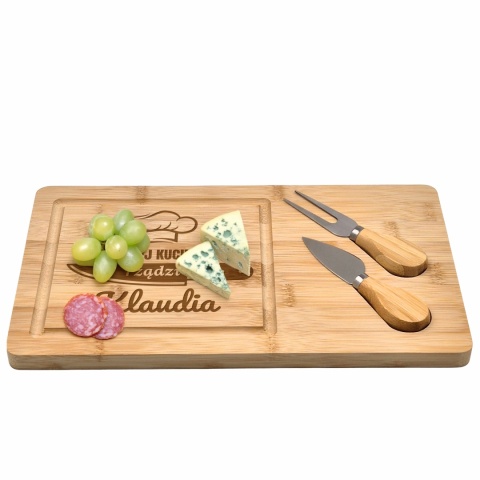 Deska do serów z grawerem – idealny prezent dla kobiety, która rządzi w kuchni